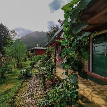Zenoaks Homestay Almora Bagian luar foto