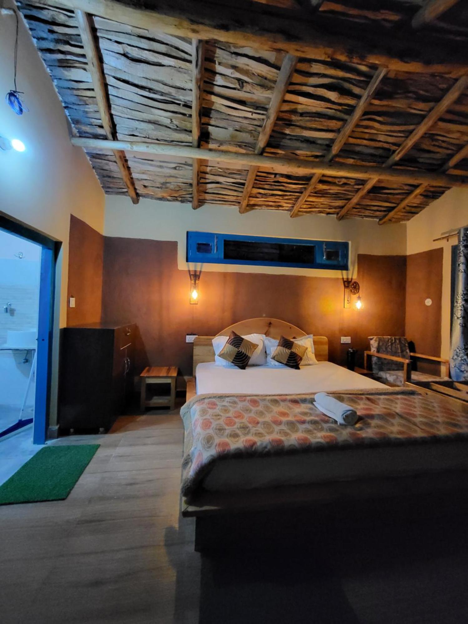 Zenoaks Homestay Almora Bagian luar foto