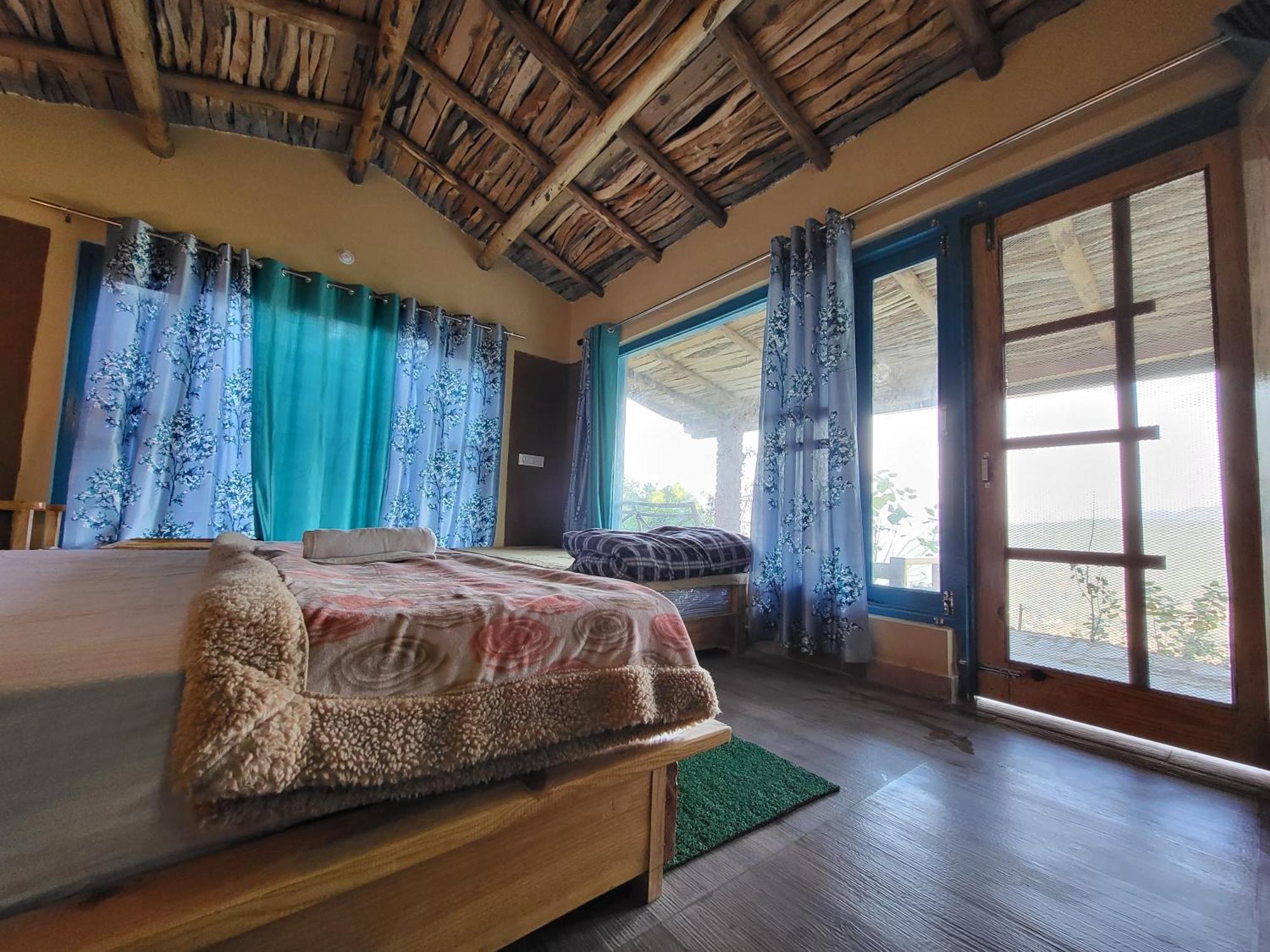 Zenoaks Homestay Almora Bagian luar foto