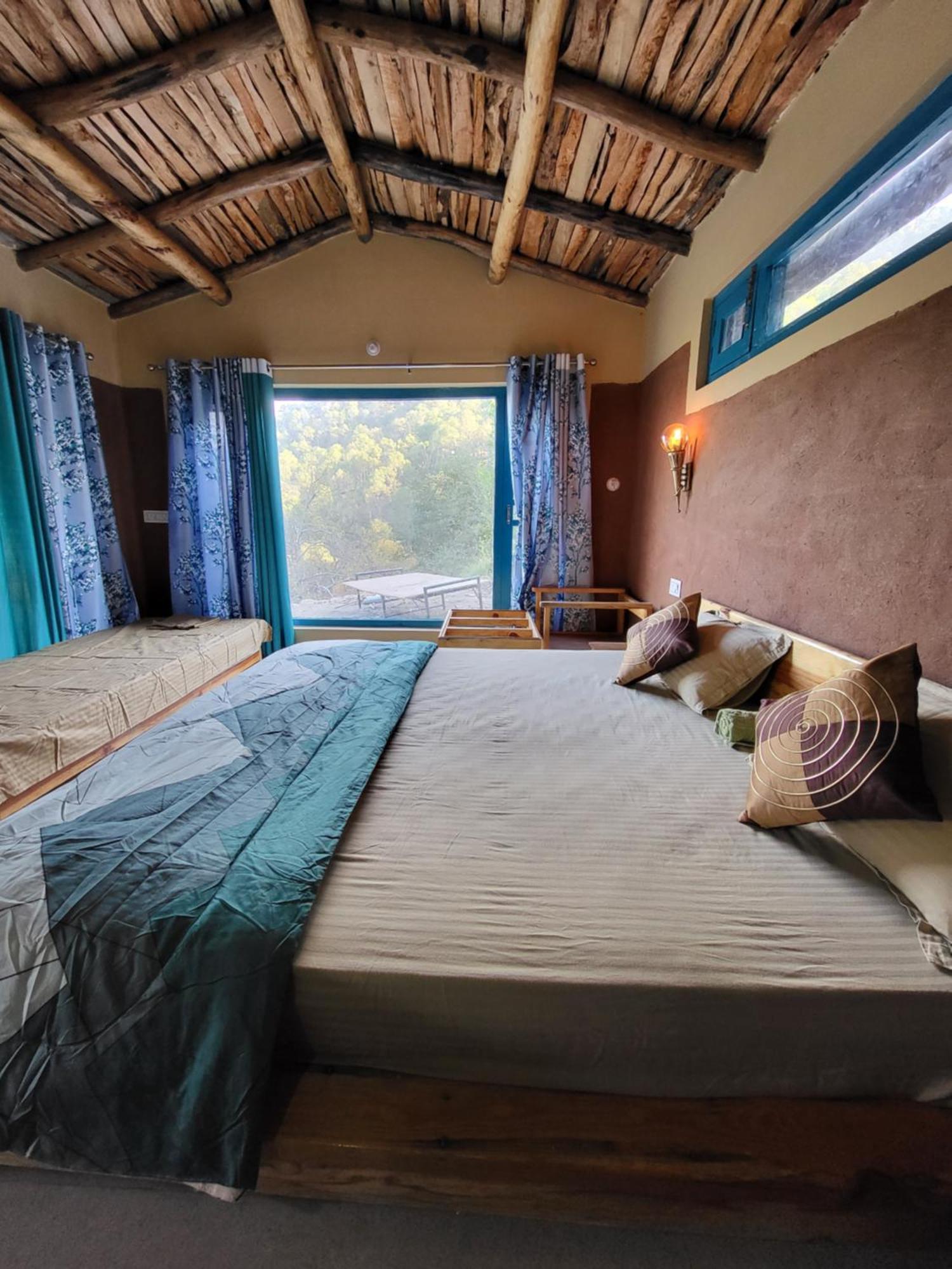 Zenoaks Homestay Almora Bagian luar foto