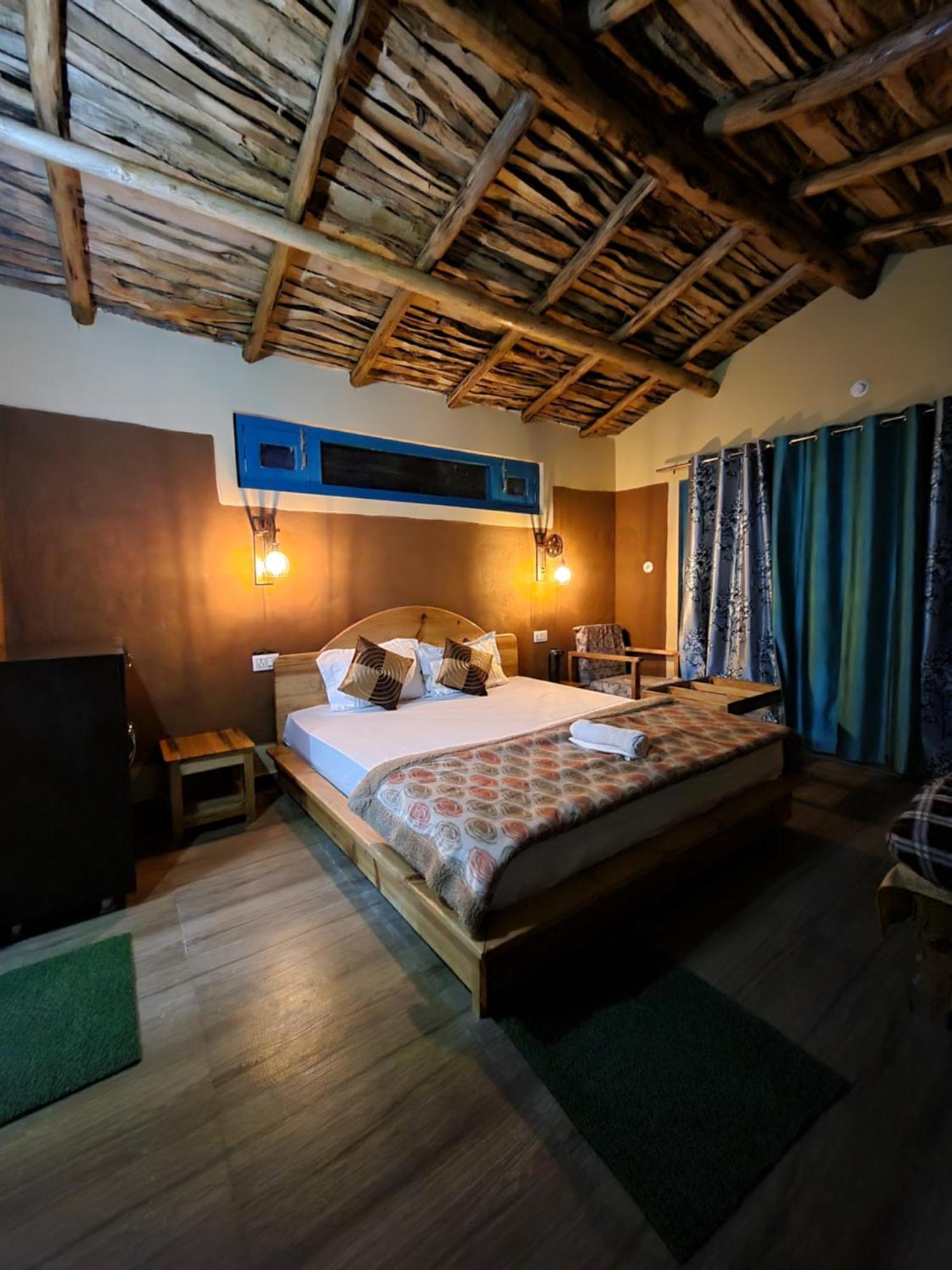 Zenoaks Homestay Almora Bagian luar foto